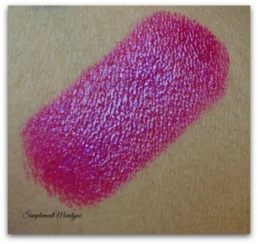 Firebird Urban Decay swatch udxgwen simplement marilyne rouge à lèvres