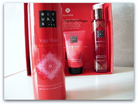 Ayuverda Rituals coffret crème gel douche gommage scrub huile 