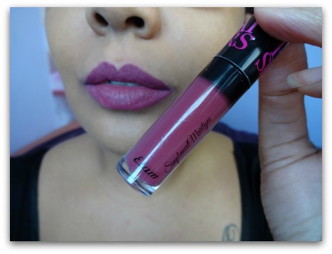 Rouge à lèvres liquide Etam lady burgundy bloody mary porte baiser