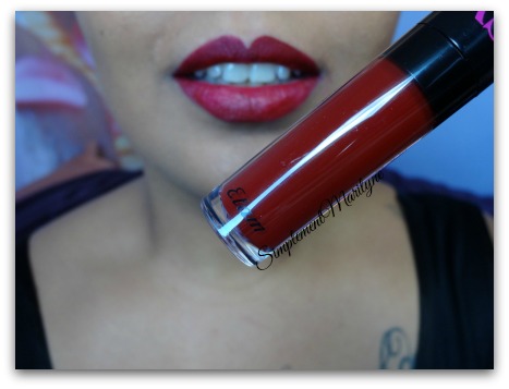 Rouge à lèvres liquide Etam lady burgundy bloody mary porte baiser