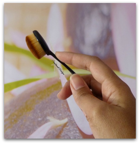 Petit pinceau simplement marilyne Pinceau ovni oval makeup brush pinceau teint maquillage aliexpress site chinois artis