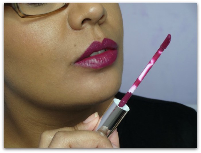 Embout Swatch ColourPop Panda Ultra satin lips rouge à lèvres liquides simplement marilyne