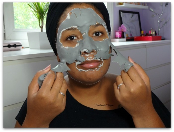 retrait Masque modelant Ettang charcoal charbon visage skincare peau mixte grasse soin peau neuve simplement marilyne