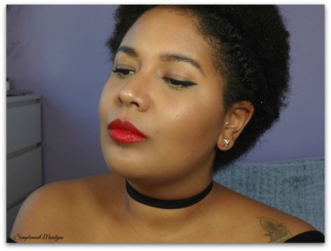 maquillage red lips lèvres rouge liner cat eyes galmour glam afro cheveux crépus riri woo mac simplement marilyne