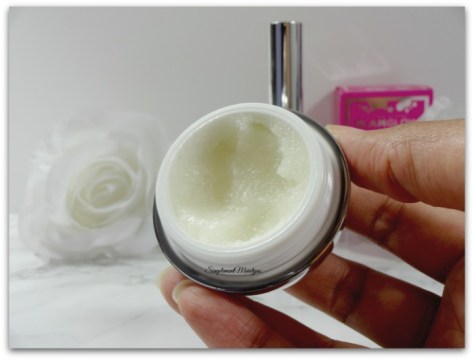 texture traitement exfoliant pour les levres glamglow poutmud fizzy lip simplement marilyne