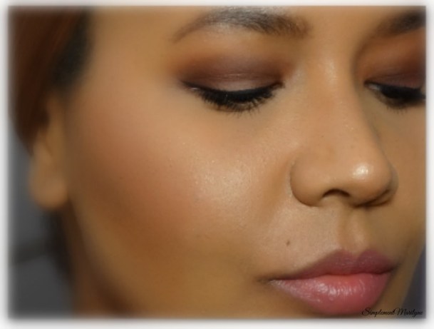 tuto maquillage avec lunettes chocolate bar Too Faced fall makeup Ka brow Benefit Hot Chocolate Mac Brown automnal lumineux simplement marilyne