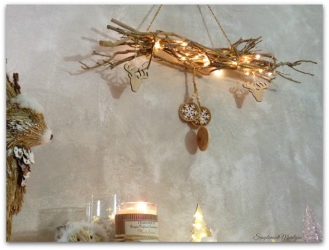 DIY-noel-suspension-bois-guirlande-lumineuse-creation-simplement-marilyne