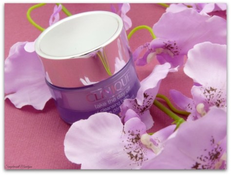 take-the-day-off-baume-demaquillant-clinique