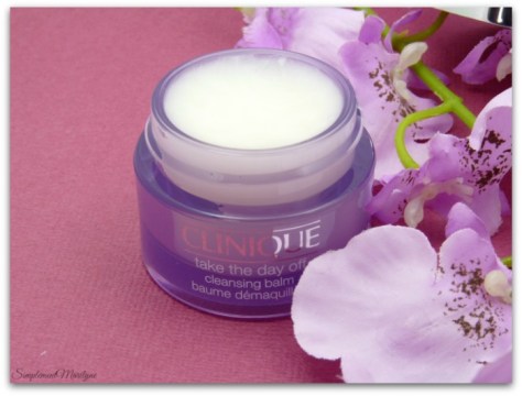 texture-baume-demaquillant-take-the-day-off-clinique