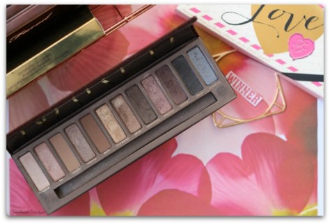 naked-1-urban-decay-ud-eyeshadow-palette-yeux-collector-collection-perfect-tag-simplement-marilyne