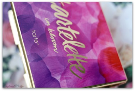 Tartelette-in-bloom-clay-2-tarte-cosmetics-maquillage-palette-yeux-neutre-tons-chauds-simplement-marilyne