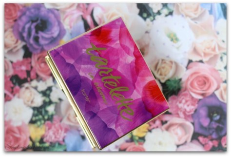 Tartelette-in-bloom-clay-2-tarte-cosmetics-maquillage-palette-yeux-neutre-tons-chauds-simplement-marilyne