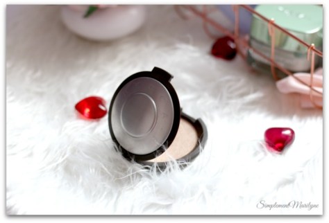 favoris-du-moment-opal-highlighter-becca-simplement-marilyne