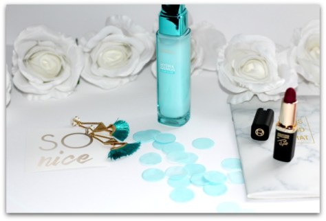 soin liquide hydra genius l'oreal paris aloe water hydratation peaux seches et sensibles chandeliers à pampilles lotus stella&dot simplement marilyne